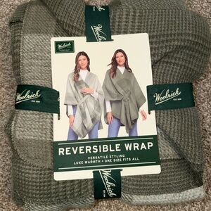 Woolrich Green Reversible Wrap